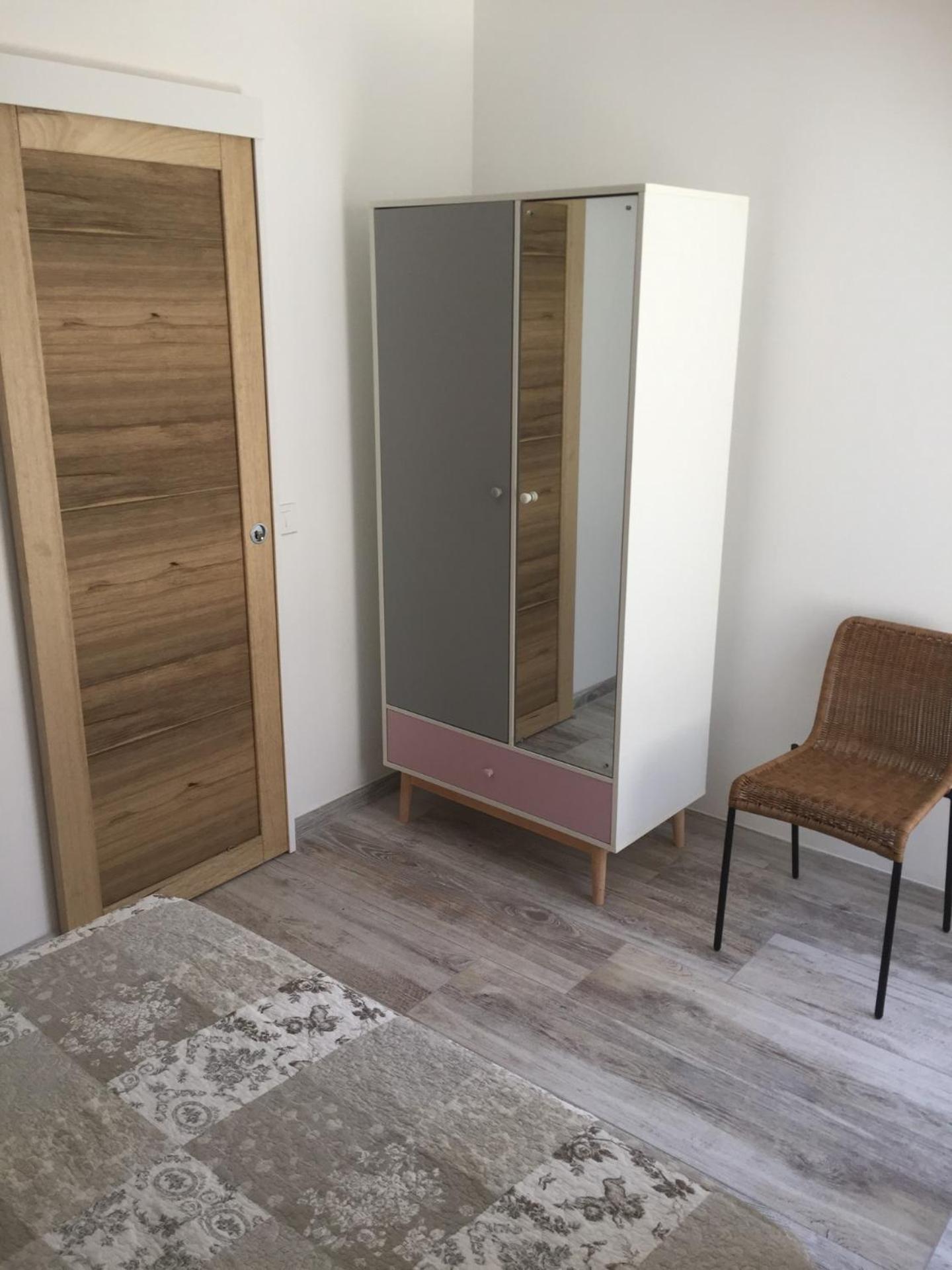 Apartment Le D'auguste- Coeur De Nimes-chaleureux-emplacement Ideal