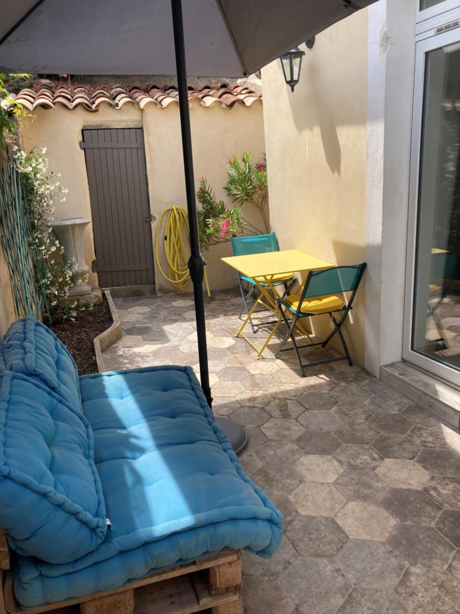 Le D'auguste- Coeur De Nimes-chaleureux-emplacement Ideal Apartment Nimes